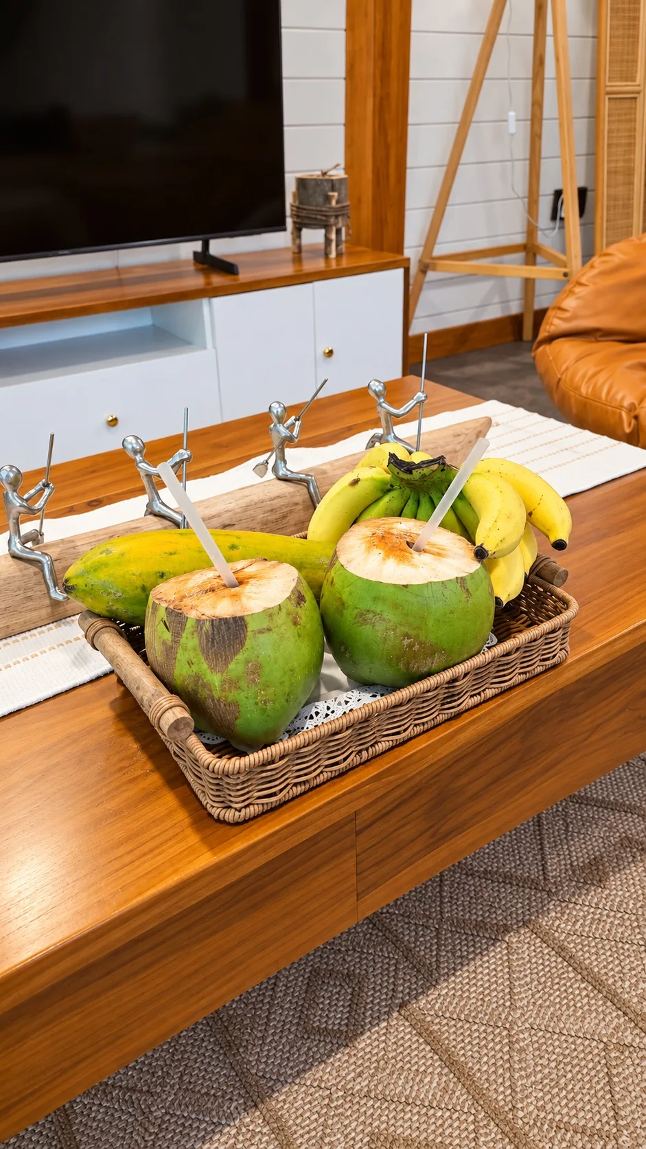 Fruit basket on the table — Standard villa, Casa di Legno Resort